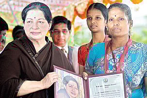 Mom, daughter get Kalpana Chawla award