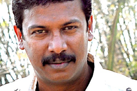 Singampuli to cast Samuthirakani