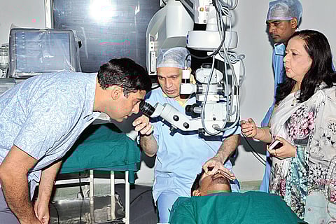 Check-mate: Sachin, Vishy get tonnes of vision