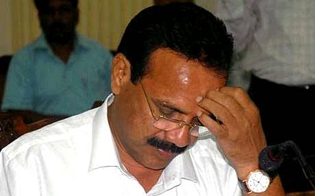 Land irregularity case: Court summons Sadananda Gowda, wife