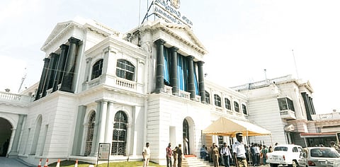 Benjamin faces heat in Mayor’s shoes