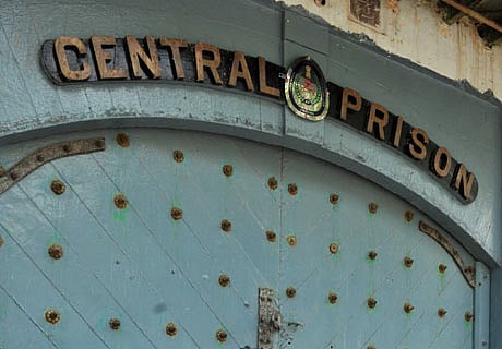 Ganja 'missiles' hit Chanchalguda jail