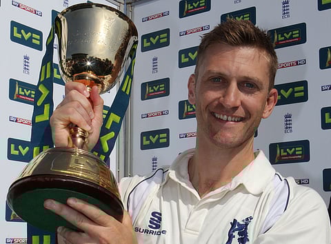 Warwickshire wins English county championship
