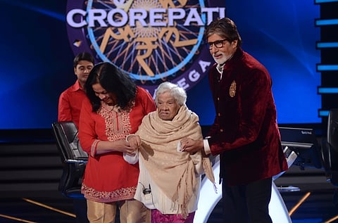 Amitabh's unique birthday celebration 