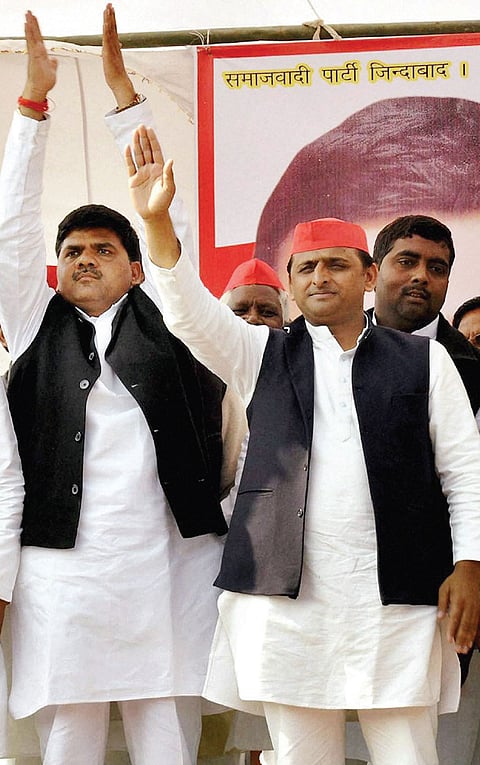 Old timers mar Samajwadi Party's shiny new avatar