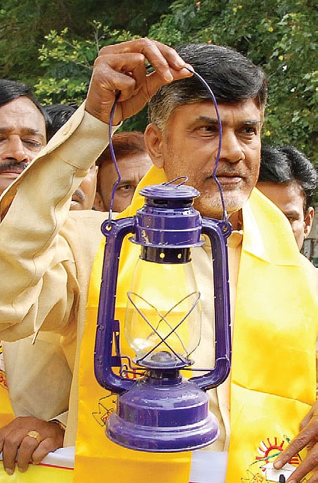 Naidu itching to rekindle old flame