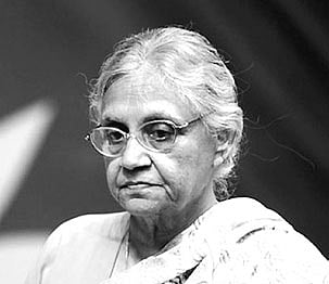 Dikshit Tried to Check Onion Prices: Pawar