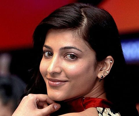 Cheating Case Filed Against Actress Shruti Haasan