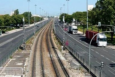 Government suggests ORR rail link extension