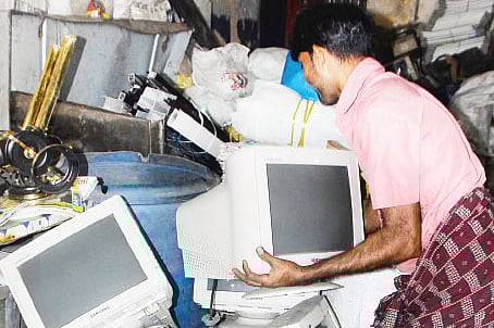 Throwing Away Your Gadgets? Do it Right