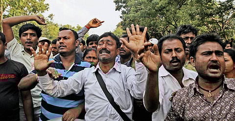 Bengal in damage control, chit fund scam brings memories of '80s