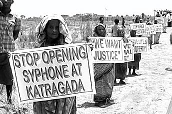 Villagers protest sharing of Vansadhara water