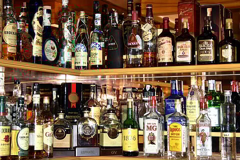 AP Government to Allow Malls and Hyper Markets to Sell Liquor