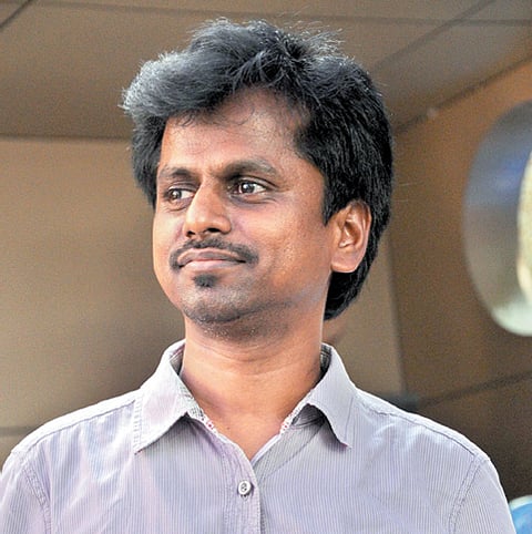 Murugadoss to direct his next in Hindi