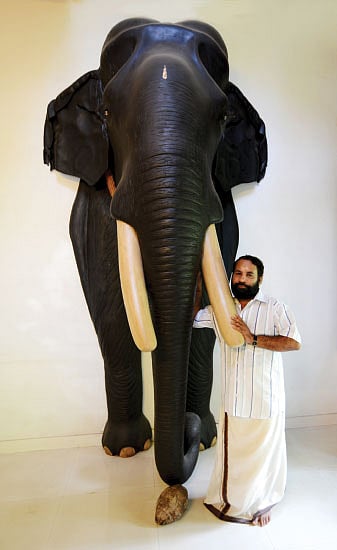 Woodcraft that brings alive divinity