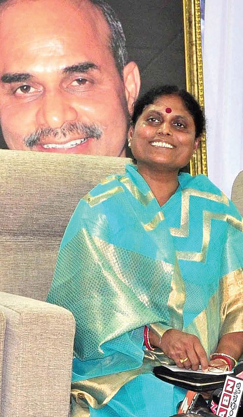 YSRC seeks gain in Samaikyandhra