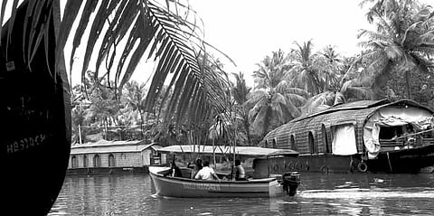 With Declining Footfalls, Houseboat Tourism in Alappuzha in Troubled Waters
