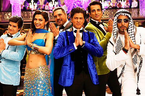 'Happy New Year' Review: A King-sized Entertainment Bomb
