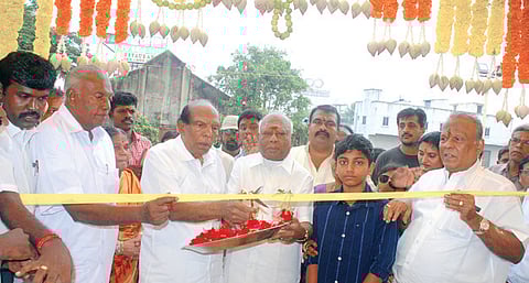 Saravana Stores in Chrompet