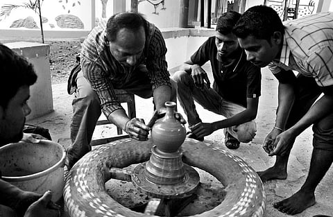 Infusing Life into Earthen Crafts