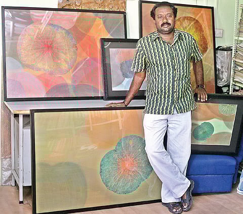 The Art of Painting on a Lotus Leaf