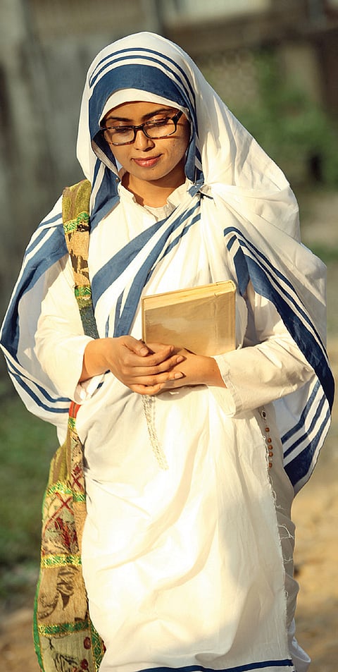 Decoding the Myth of Kleopatra Through a Trilogy