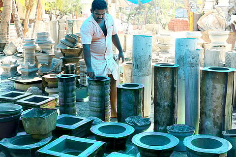 Pakkayil Impresses with its Creative Concrete Works