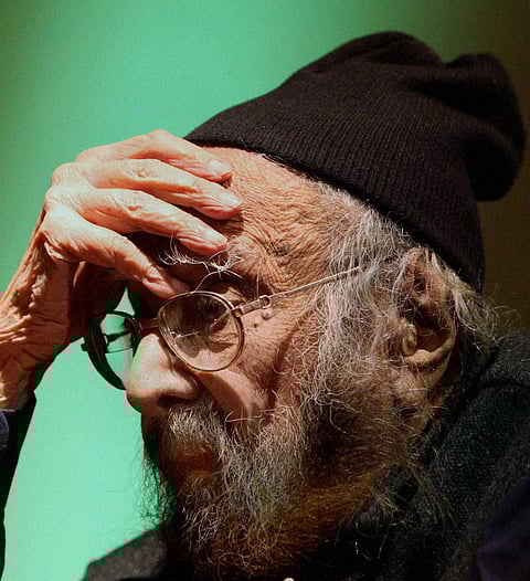 Khushwant Singh - A Prolific Writer Who Left a Mark on Readers