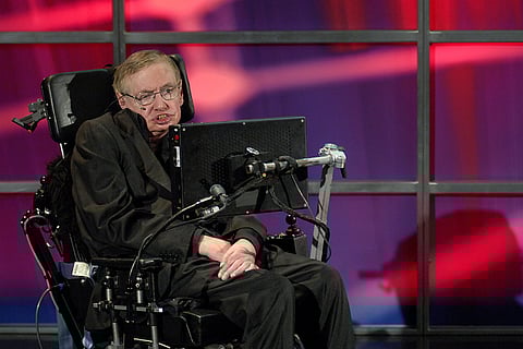 Theoretical physicist Stephen Hawking speaks at his official welcoming ceremony at Perimeter Institute For Theoretical Physics in Kitchener June 20, 2010. | Reuters
