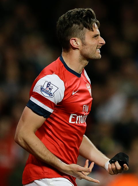 Giroud a Cut Above as Tension Lifts at the Emirates