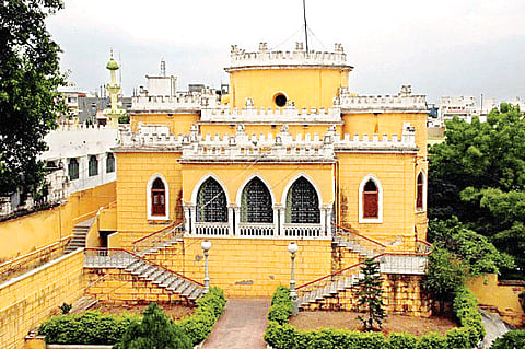 An Epitome of Vision and Dreams