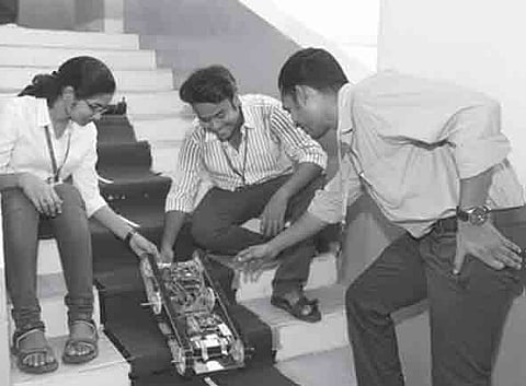VIT Students Develop Stair-climbing Robot