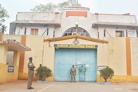 Free Napkin Project Gets a Big Pack of Help from Women Prisoners in Vellore