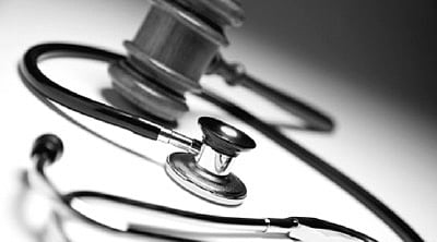 Hospital, Docs Fined Rs 5 lakh for Medical Negligence