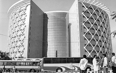 Plans Aplenty for City, But Where's the Paisa?