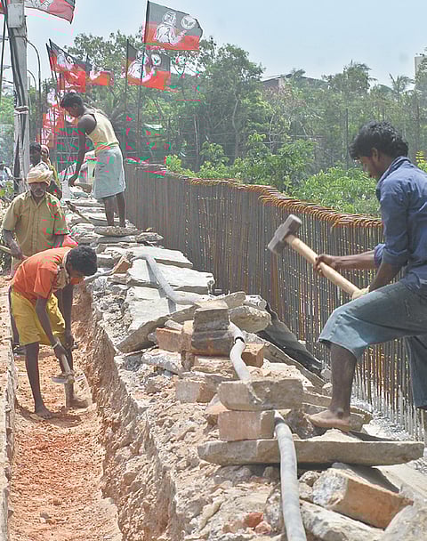 Suicides along Kotturpuram Bridge force Corpn to act