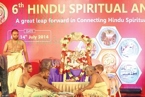 A ritual to celebrate the feminine power