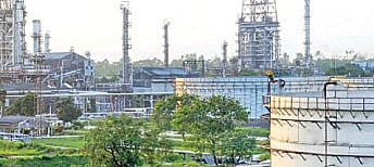 'Paradip Refinery Work to be Over by December'