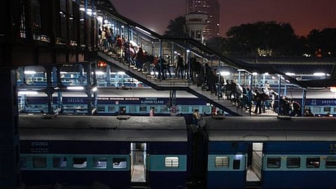 Rail Budget to Spell out Strategy to Shore up Revenue