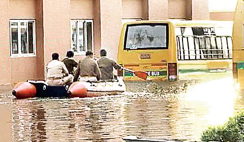 280 Rescued From Marooned College