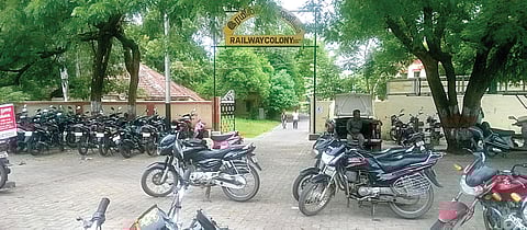 Lack of Proper Parking Area at Katpadi Rly Junction Irks Public