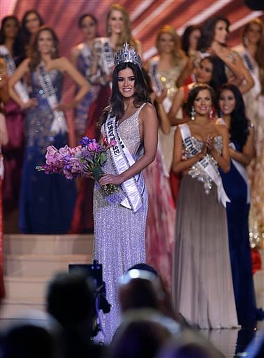 Colombia's Paulina Vega Wins Miss Universe 2014 Title 