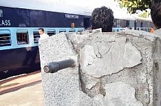 No Water for Public Use in Nayandahalli Railway Station