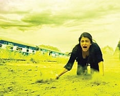 Review: Aishwarya Rai Thrills and Entertains in Jazbaa