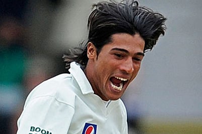 Disgraced Pakistan fast bowler Mohammad Amir (File|AP)