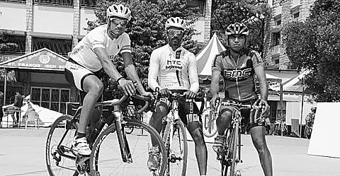 More Women Cyclists Hit the Road