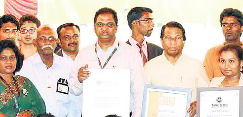 VIT's Android Club takes a Crack at Getting into the Record Books