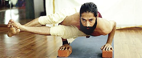 Sadhana Ashtavakrasana