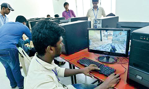 Techcraze Kicks off at DG Vaishnav College