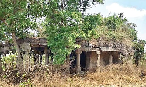 Government Cover Sought for Ancient Chatram in Tuthipattu village